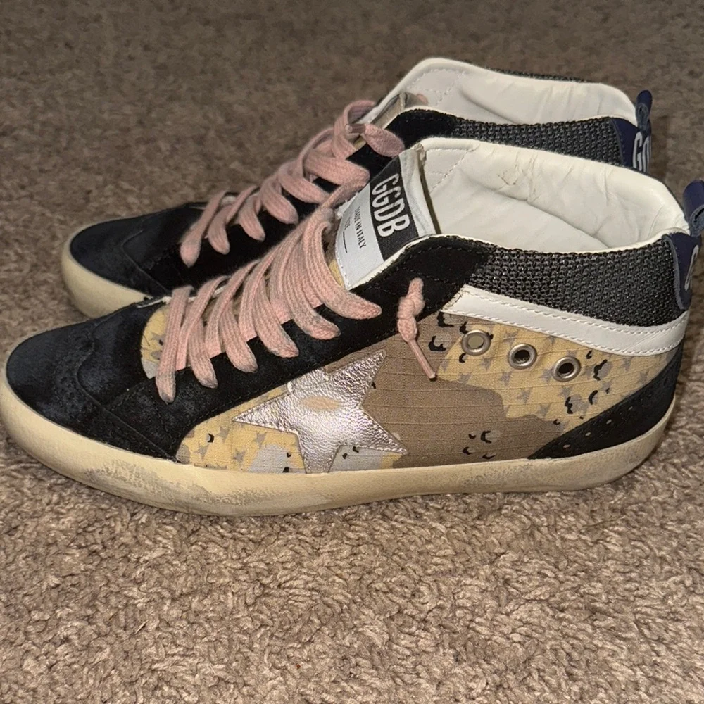 Golden Goose Black and Pink Midstars - Picture 2 of 3
